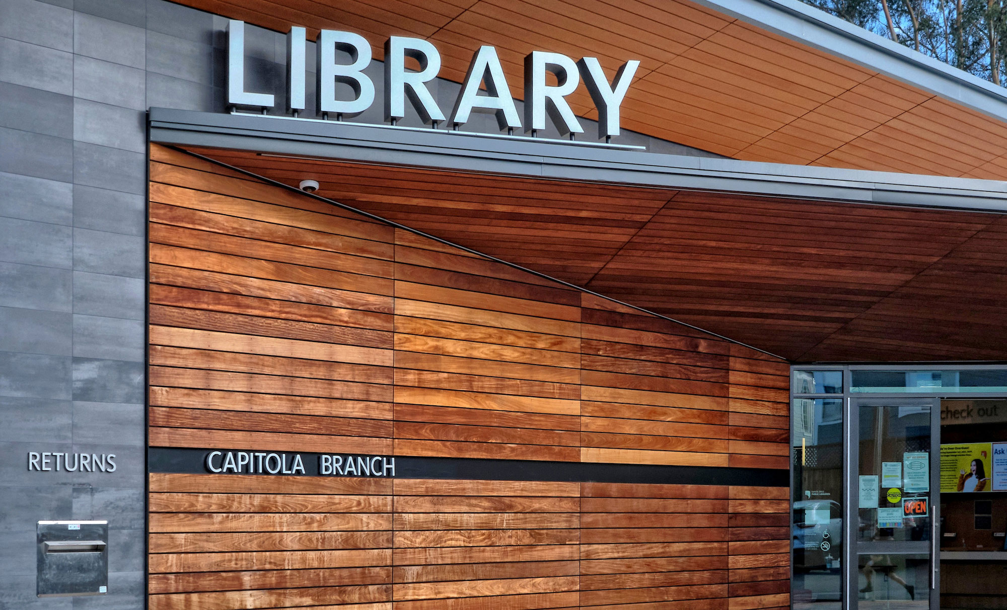 Photo of the Capitola Branch Library